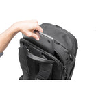 Peak Design - Sac à dos De Voyage - 45 L - Noir-Poignées sur tous les côtés. Manchon rembourré pour ordinateur portable jusqu'à 15 pouces