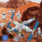 Contixo - Ensemble de blocs de construction de la station spatiale Aerospace Series - 573 pièces-Une merveille à couper le souffle : une fois le dernier bloc en place, contemplez un magnifique chef-d'œuvre ! Votre station spatiale Contixo n'est pas seulement un jouet ; c'est une pièce d'exposition époustouflante qui suscitera la conversation et qui ne manquera pas de faire tourner les têtes