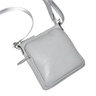 Nicci - Sac à bandoulière pour femme avec poche avant zippée - Gris clair-Poche zippée sur le devant