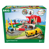 BRIO - Coffret de train de la gare centrale-Commencez votre voyage à bord de ce train classique à la grande gare centrale, où les passagers peuvent choisir de prendre l'ascenseur ou les escaliers pour effectuer leurs correspondances entre les lignes de bus et de train. Parcourez ensuite les voies en bois à bord du train rouge ou du métro jaune. De nombreux accessoires ferroviaires complètent le jeu, notamment un feu d'arrêt, un passage à niveau avec feu fonctionnel et des personnages de BRIO World.