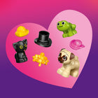 LEGO - Friends La camionnette d’accessoires pour animaux-Comprend des chapeaux pour les animaux : un chapeau de pluie, un chapeau de cow-boy, un chapeau haut de forme et une couronne de fleurs