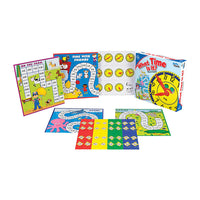 Jeu de société « Quelle heure est-il ? » de Carson Dellosa Education, de la maternelle à la 3e année -116 éléments ; 4 plateaux de jeu, 96 cartes de jeu, 16 pièces de joueur