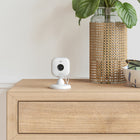 Amazon - Caméra Blink Mini 2, Blanc-Utilisation en extérieur – Branchez le Mini 2 à l'extérieur de votre maison avec l'adaptateur secteur résistant aux intempéries Blink et montez-le avec le kit inclus.