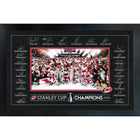 Frameworth - Carolina Hurricanes 24 po H x 36 po l Cadre signature réplique Champions de la Coupe Stanley 2026 - Sous licence officielle LNH/AJLNH-Produit mural NHL and NHLPA sous licence officielle pour les amateurs des Carolina Hurricanes