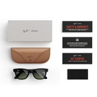 Ray-Ban Meta - Wayfarer (2e génération) lunettes - Noir brillant, verres verts-Partagez des moments de votre point de vue en diffusant en direct sur des plateformes telles qu'Instagram. Veuillez noter qu'un forfait de données mobiles 5 GHz est nécessaire pour que cette fonctionnalité fonctionne de manière fluide.