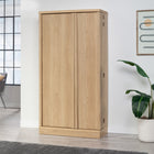Sauder - Grand meuble de rangement Merton Hall - Frêne Harmony-étagères réglables: Deux étagères réglables et une étagère fixe derrière chaque porte créent des options de rangement polyvalentes. La porte de rangement pivotante dispose de trois étagères réglables et trois étagères fixes