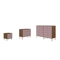 Manhattan Comfort - Ensemble de commodes de chambre à coucher Rockefeller style milieu du siècle - nature et rose pâle - ensemble de 3-Commode haute double large de style milieu du siècle moderne, commode standard et table de chevet pour chambre à coucher ensemble de 3