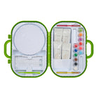 Crayola - Station de sculpture sur argile-ARGILE POUR ENFANTS : Cet ensemble d'argile pour enfants comprend 12 pots de peinture, 4 sachets d'argile séchant à l'air (4 oz), 2 pinceaux, 2 plaques de texture, un outil de sculpture en argile, un tour de potier intégré, un guide d'instructions et un étui de rangement réutilisable.