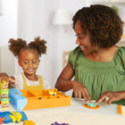 Play-Doh - Ensemble de rangement pour animaux avec images-Boîte de rangement pratique : Ce coffret play-doh permet de ranger tout le matériel artistique pour enfants afin de faciliter le nettoyage. C'est aussi un super cadeau pour les filles et les garçons (à partir de 3 ans) 