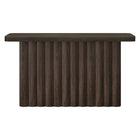 Hudson&Canal - Console rectangulaire cannelée Olie de 140 cm de large - Chêne brun-La table est fabriquée à partir de matériaux MDF et PVC de haute qualité et durables
