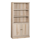 Sauder - Bibliothèque à 5 étagères - Érable du Pacifique-Rangement multi-pièces: cette bibliothèque fonctionnelle à portes peut répondre à vos besoins de rangement dans différentes pièces: salon, bureau, cuisine, atelier ou salle de bain