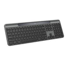 Logitech - Signature Slim Solar+ K980, clavier sans fil - Graphite-Toujours alimenté : un clavier sans fil de taille standard avec une saisie instantanée et ininterrompue sous n’importe quelle source lumineuse, solaire ou artificielle , même par temps sombre ou pluvieux