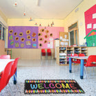 Ashley Productions - The Original Fun Mat - Tapis Coureur - 15 -5" x 47" - Bienvenue Crayons-Facile à nettoyer : La surface absorbante et douce permet de nettoyer rapidement les déversements et les désordres.