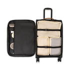 Bugatti - Valise de cabine à coque souple  20po de la collection Cannes - Noir-Poignée supérieure renforcée avec garniture en PU
et poignées latérales