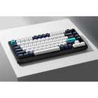 Keychron - Q1 Max RGB Wireless Mechanical Keyboard - Brown Switch - 75% Layout with Knob - Carbon Black-Artisanat de précision : Fabriqué en aluminium 6063 grâce à l'usinage CNC et à 24 étapes de fabrication supplémentaires, le Q1 Max est une merveille métallique solide qui témoigne d'un artisanat méticuleux.