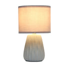Simple Designs - Mini lampe de table texturée - Gris avec abat-jour assorti-Assemblage et utilisation: Le produit est livré assemblé et il suffit de fixer l'abat-jour à la base avec un écrou à douille fourni avant utilisation