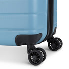 Atlantic - Riptide Abs 24 po Spinner extensible - Glacier Lac-L'alimentation latérale protège les bagages lorsqu'ils sont placés à l'horizontale (uniquement pour les formats moyen et grand)