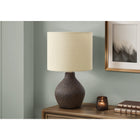 Monarch Specialties - Luminaire - 16 po H Lampe De Table - Résine Brune - Abat-Jour Beige - Contemporain-Pouvant accueillir une ampoule de 60 W (non incluse), elle est dotée d'un interrupteur à bouton rotatif marche/arrêt pratique pour un contrôle sans effort de l'éclairage de votre espace