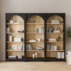 Prepac - Bibliothèque arquée à 5 niveaux Ark 78 po, étagère d'accent moderne avec 3 étagères ajustables - Chêne noir-Pieds en bois massif durables pour une stabilité durable : Conçue avec des pieds en bois massif robustes, cette bibliothèque offre une structure robuste et fiable, ce qui en fait une option fiable pour organiser des objets lourds comme des livres ou des objets de collection