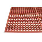 Edgewood - Tapis Série Competitor Anti-Fatigue Léger à Surface Ouverte, Résistant Aux Graisses - 3 pi l x 5 pi L x 9/16 po P - Orange Brulé-Surface perforée pour l'évacuation de l'eau