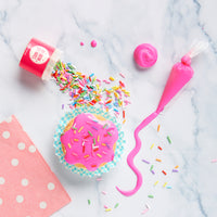 Slime Life - SlimeCupcake-Cupcake : Fraîchement sorti du four ! Glacez votre cupcake rose et recouvrez-le de vermicelles arc-en-ciel