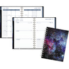 Mead - Agenda scolaire hebdomadaire/mensuel galaxie 2024-2025 - 5 1/2 po x 8 1/2 po - multicolore - bilingue-Un mois sur 2 pages avec des blocs quotidiens non lignés pour la planification ouverte, plus une section pour les notes et des calendriers de référence des mois passés / futurs.
