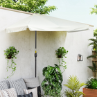Outsunny - Parasol demi-patio avec manivelle et aération - 7,5 pi - blanc crème-Installation et démontage pratiques grâce à la manivelle
