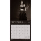 BrownTrout - 2026 Calendrier suspendu mural carré mensuel de 18 mois - Taylor Swift - 12 po x 24 po-Grandes Pages de Jour Spacieuses - Tous les jours fériés les plus importants et les phases de la lune sont indiqués, avec beaucoup d'espace pour inscrire des notes et des rendez-vous