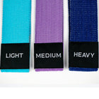 Bouncyband - BBAFBMX Bandeau agité - ensemble de 3 pièces-SOULAGEMENT SENSORIEL : Le soulagement thérapeutique lors de l'étirement du bandeau est bénéfique pour tous les enfants qui ont besoin de se détendre et de se relaxer, y compris ceux qui ont un TDAH, l'autisme et des besoins sensoriels.