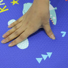 Baby Care – Tapis de jeu, motif bon dinosaure, petit-La structure spéciale améliorée à cellules d'air rend le tapis doux et absorbant des chocs.