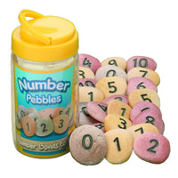 Le numéro de porte jaune se lie à l'ensemble de cailloux de 10 numéros, grades PreK - 1-Galets tactiles avec beaucoup de jeu et de valeur d'apprentissage