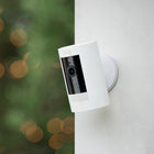 Ring - Caméra extérieure Stick Up à batterie - blanche-Recevez des notifications chaque fois qu'un mouvement est détecté en ajustant votre détection de mouvement