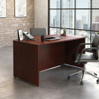 Sauder 59"W La Collection Affirm Bureau Ministre - Finition Classic Cherry-  La surface supérieure en mélamine est résistante à la chaleur, aux taches et aux rayures