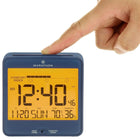 Marathon – Horologe de table atomique avec veilleuse automatique, indique confort et chaleur, bleu minuit -Les jours de semaine sont affichés en 5 langues : anglais, hollandais, italien, français, espagnol