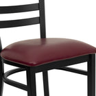 Chaise de restaurant HERCULES en acier à traverses horizontales, noir, siège en vinyle bourgogne (XUDG694BLADBURV)-Mousse ignifuge CA117