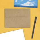 JAM Paper Enveloppes en papier kraft recyclé avec fermeture gommée, 4 3/4 x 6 1/2 po, brun, 100/paquet-Ouverture : latérale