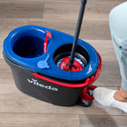 Vileda - EasyWring RinseClean Systeme de vadrouille et seau-Le systeme comprend un seau de rinçage, une poignee telescopique qui s'ajuste à 51 pouces et une tête de vadrouille en microfibre