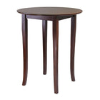 WinsomeMD – Table bistro haute et ronde Fiona, fini noyer antique-Détails raffinés et élégance décontractée sont les atouts de cette haute table bistro aux pattes légèrement fuselées. La table ronde, au fini en noyer riche et dense, a un format idéal pour souper entre amis, travailler sur votre ordinateur portatif ou jouer aux cartes. La table peut accueillir jusqu’à quatre chaises, qui sont aussi offertes dans cette série.
