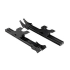Next Level Racing - Universal Elite Freestanding Monitor Stand Triple Add-On - Noir-La construction du profilé en aluminium anodisé offre une solidité permettant de supporter jusqu'à trois écrans de 21 à 43 pouces.