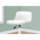 Monarch Specialties - 7463 Chaise De Bureau Multi-Position- Blanc -Le siège pivotant à 360 degrés et la base blanche à 5 branches avec roulettes à capuchon offrent la mobilité, tandis qu'un mécanisme réglable en hauteur permet d'optimiser la chaise pour la taille de votre enfant