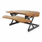 Rocelco - Rehausseur de bureau d'angle réglable assis/debout de 46 po avec tapis anti-fatigue - Teck-CADR a une surface de travail extra large de 46" et 24" de profondeur