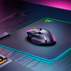 Razer - Basilisk V3 X HyperSpeed Souris gaming sans fil personnalisable-Razer HyperSpeed Wireless (2,4 GHz) et Bluetooth: Exploitez des performances à faible latence et fluides, plus rapides que les autres technologies sans fil, ou passez au Bluetooth pour des heures de jeu prolongées Équipée d'un système de prise en charge de plusieurs appareils pour une installation simplifiée