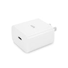 LOGiiX Essential Kit Classic Jolt et Power Cube USB Type C 18W - Blanc-Comprend une paire d'écouteurs Lightning et un chargeur USB C à chargement rapide.