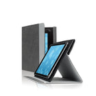 Solo New York -  Étui universel Urban Code pour tablette, 8,5 po x 11 po-La technologie Universal Fit vous offre la flexibilité d'utiliser un étui pour une foule de marques et de modèles de tablettes et de lecteurs électroniques.