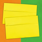 JAM Paper Enveloppes Brite Hue format livret en papier recyclé, ferm. gommée, 6 x 9 1/2 po, jaune, paq./100-Fermeture : gomme