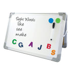 Ensemble de chevalets de bureau Flipside avec stylo et deux aimants, 18" L x 12" T-Ce chevalet polyvalent à double face apporte l'interactivité au bout des doigts d'un enfant