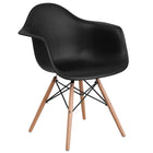 Flash Furniture - Chaise en plastique noir de la série Alonza avec pieds de bois-Finition en plastique noir