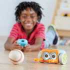 Learning Resources - Botley® le robot de codage-L'ensemble de 45 pièces de Botley est livré avec un programmeur à distance, des bras de robot détachables et 42 cartes de codage