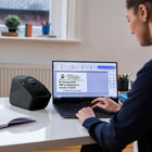 Brother QL-600 Imprimante d'étiquettes de bureau-Offrant une impression haute résolution jusqu'à 300 x 600 ppp