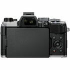 OM System OM-5 - Appareil photo sans miroir - Argent-Si compact que vous le remarquez à peine. Un design classique épuré qui disparaît dans votre sac mais se sent juste à tenir